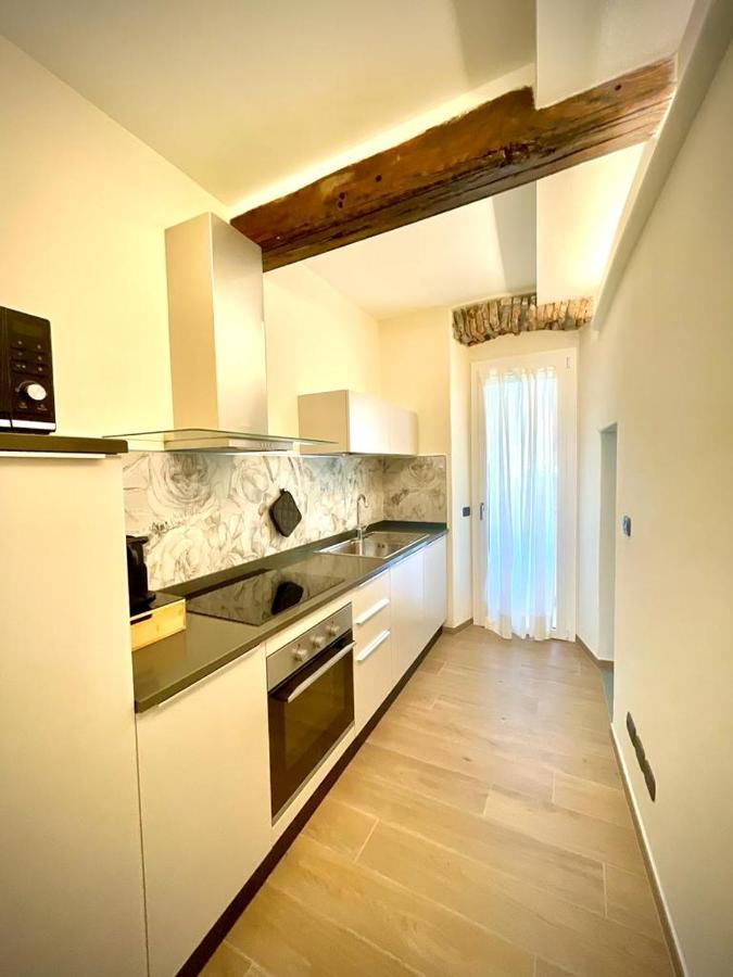Opera Apartment *